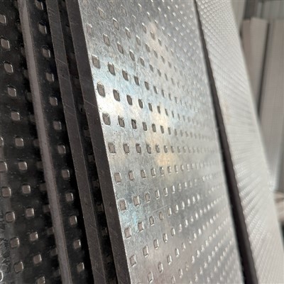 Kiudtsemendist terasplaat